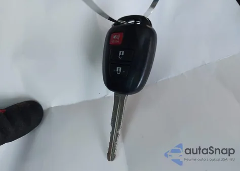 2016 Toyota Rav4 Le из США, поврежденный, VIN 2T3BFREV8GW440344